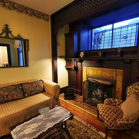 Vandiver Inn-2
