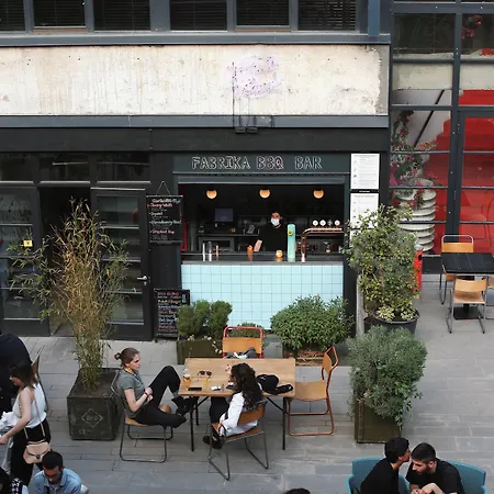 Fabrika Hostel & Suites-3