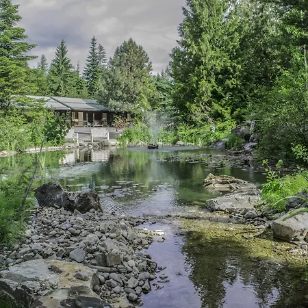 Log Inn Bonners Ferry-3