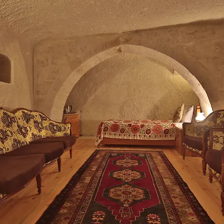 Amber Cave Suites-2