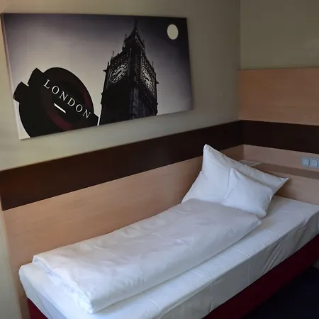 Hotel am Rothenbaum-3