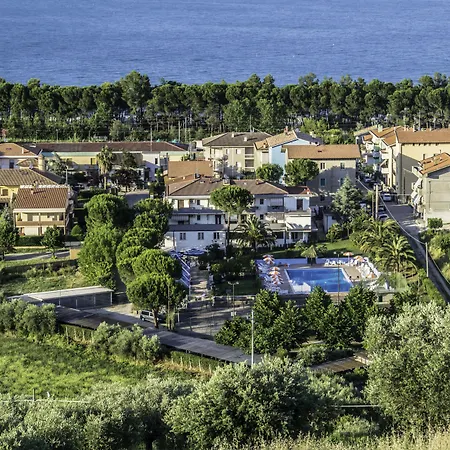 Pineto Resort-2