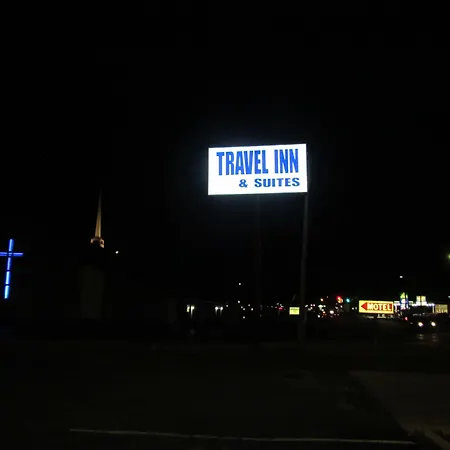 Travel Inn & Suites-3
