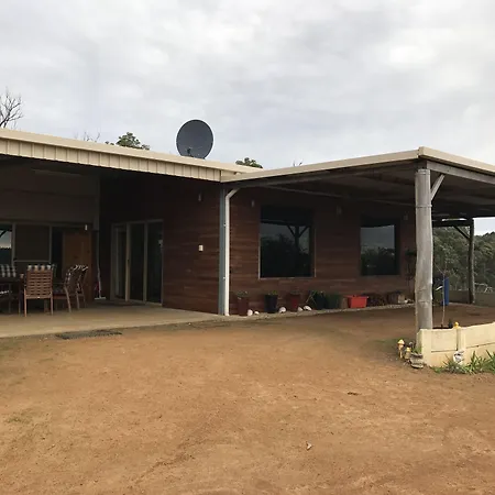 Jarrah Glen Cabins-2