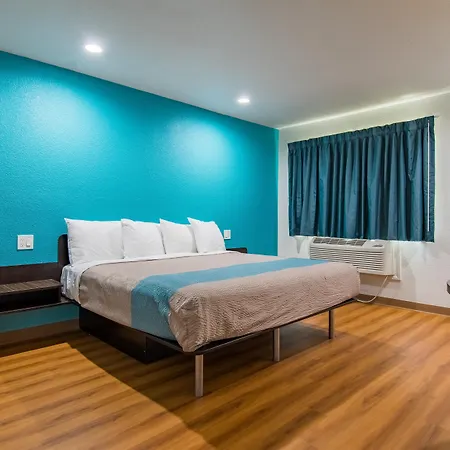 Motel 6-San Bernardino, Ca - Downtown-2