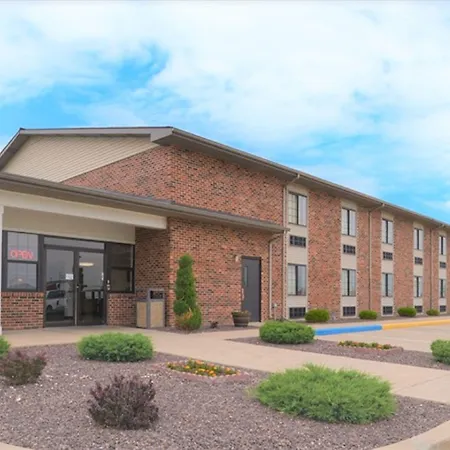 Fairbridge Inn Express Monroe City-2