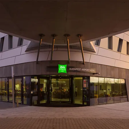 ibis Styles Budapest Airport-3