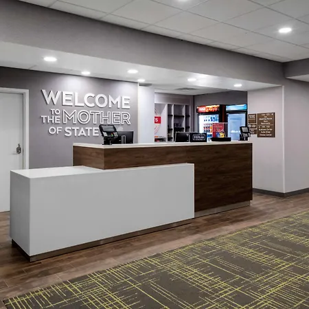 Hampton Inn Gretna - Smith Mountain Lake-3