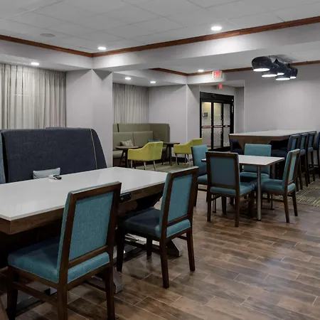 Hampton Inn Gretna - Smith Mountain Lake-2