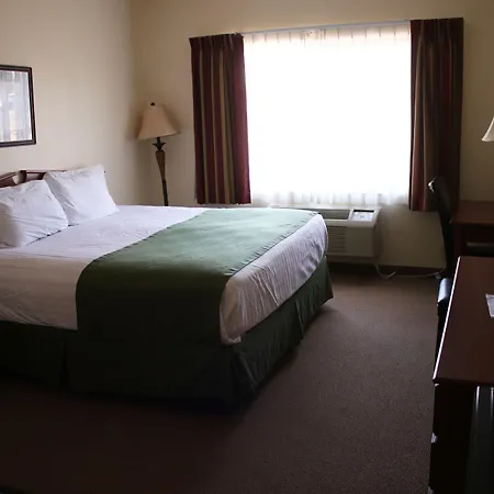 The Edgewood Hotel And Suites-2
