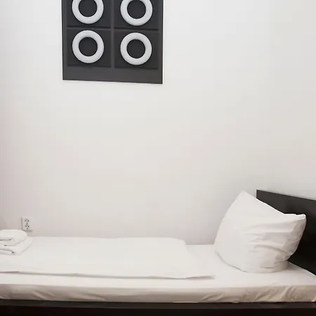 Hotel Mons Am Goetheplatz-2