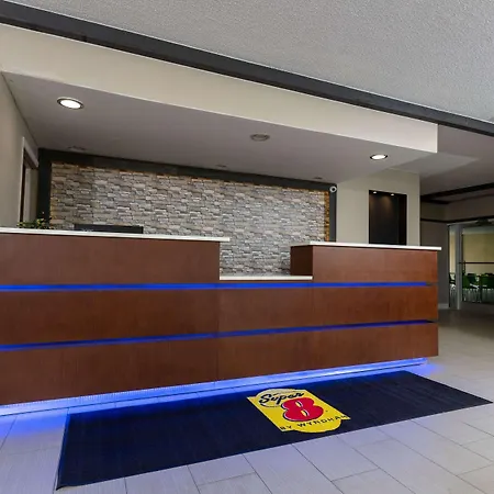 Super 8 By Wyndham Goldsboro-3