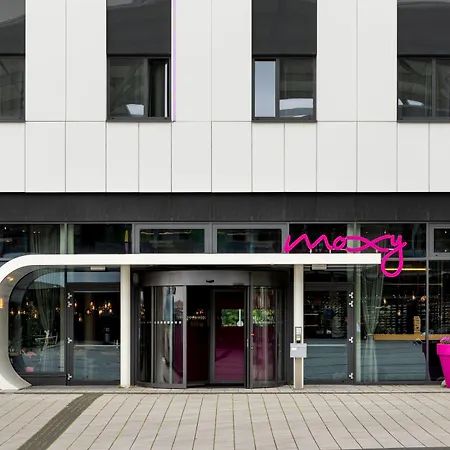 Moxy Ludwigshafen-3