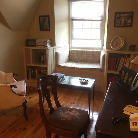 Clyde Hall Bed And Breakfast-2