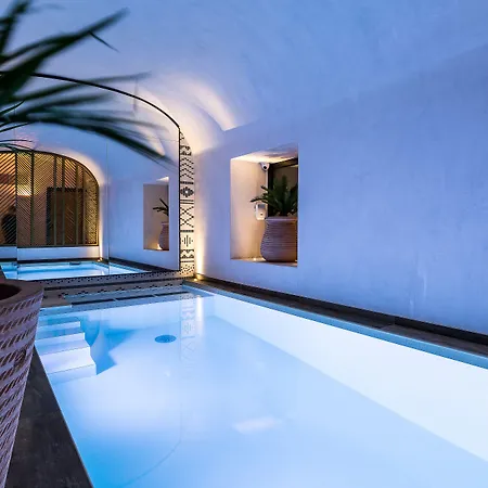 Laz' Hotel Spa Urbain Paris-3