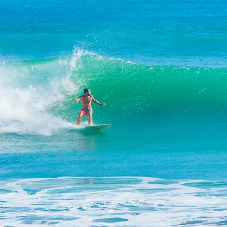 Sansara Surf Yoga & Resort-2