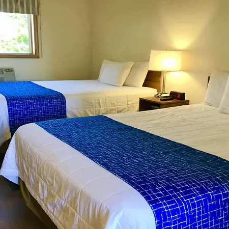 Travelodge By Wyndham Three Forks-2