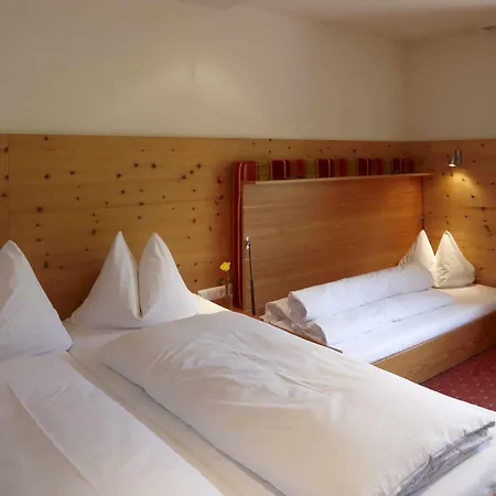 Familienhotel Lagant-2