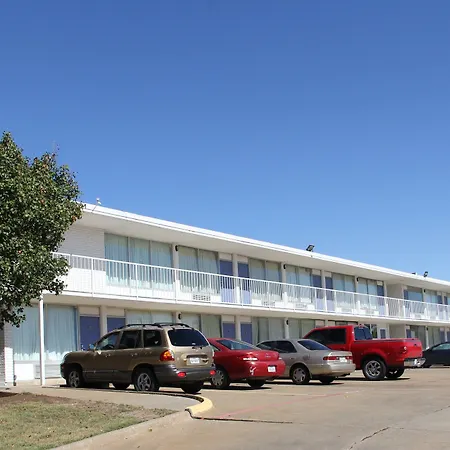 Lonestar Inn And Suites-2