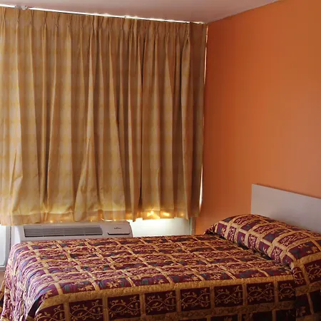 Lonestar Inn And Suites-3