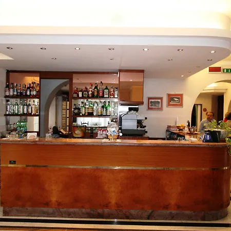 Hotel Dora-2