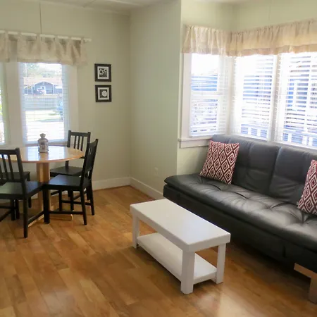 Boardwalk Cottages-3