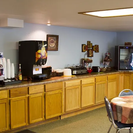 Cottonwood Inn & Suites-2