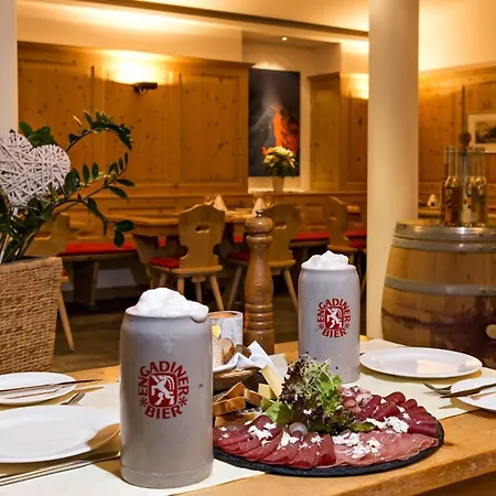 Hotel Morteratsch-3