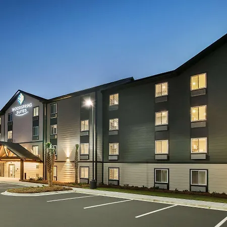 Woodspring Suites Savannah Pooler-2