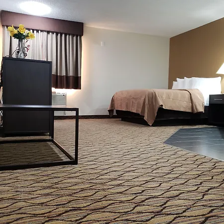 Quality Inn New London-2