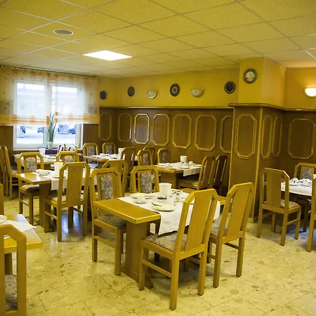 Hotel Stadt Peine-2