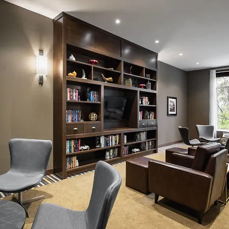 Four Points By Sheraton Grande Prairie-3