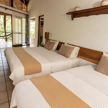 Cabinas Las Olas-2