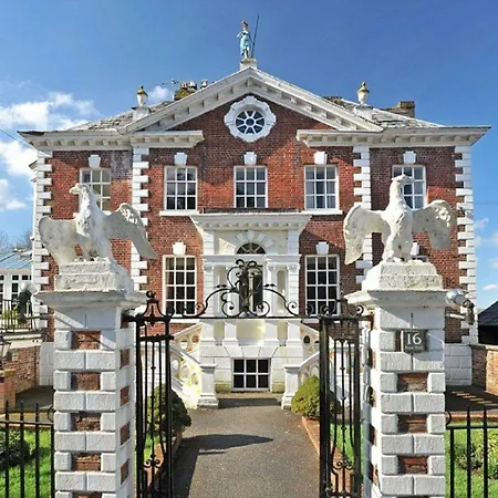 The Eagle House Hotel-3