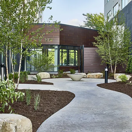 Courtyard By Marriott Minneapolis West-2