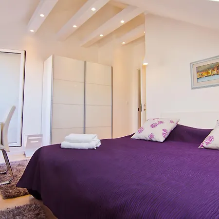 Laura Lux Suites-2