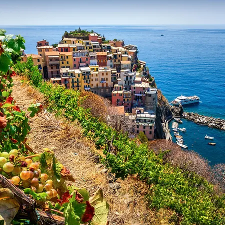 La Spezia By The First - Luxury Rooms & Suites-3