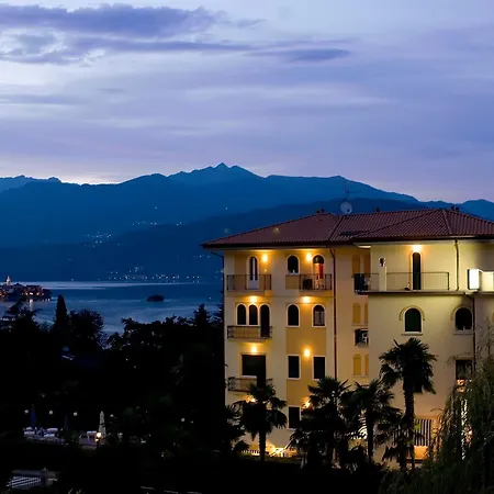 Hotel Flora-2