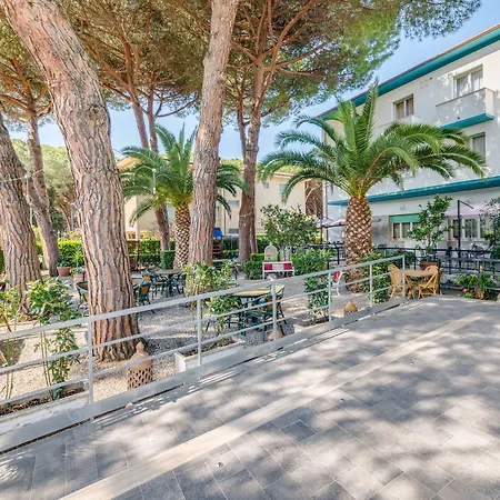 Hotel Massimo-2