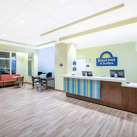 Days Inn & Suites By Wyndham Kearney Ne-2