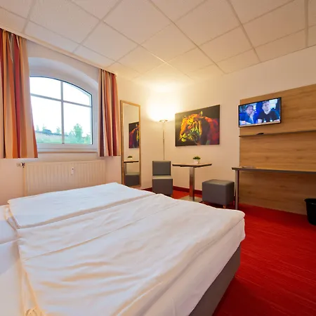 City Hotel-3