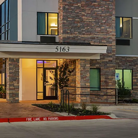Studio 6-Buda, Tx-3