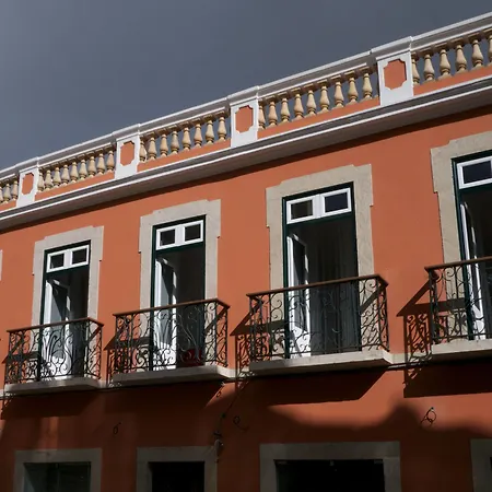 Cacilhas Guest Apartments-2
