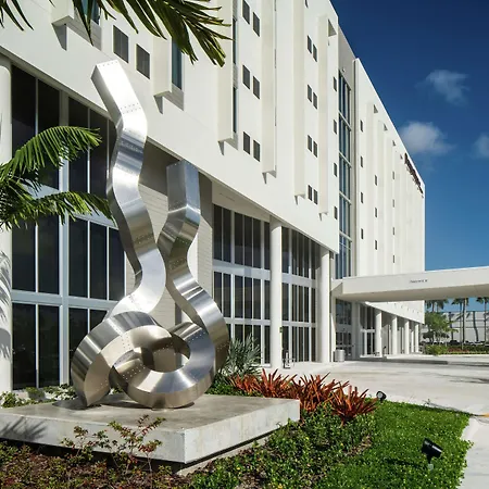 Doubletree By Hilton Miami Doral-3