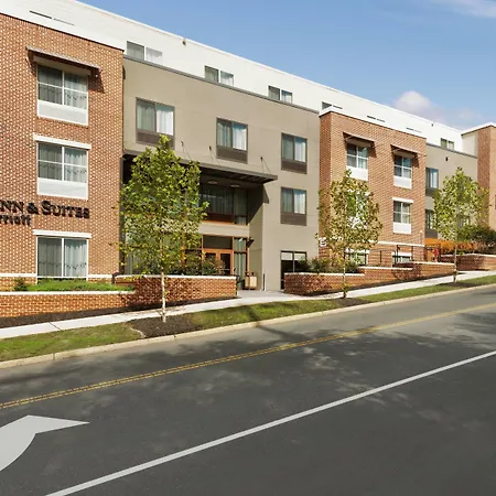 Fairfield Inn & Suites By Marriott Charlottesville Downtown/University Area-2