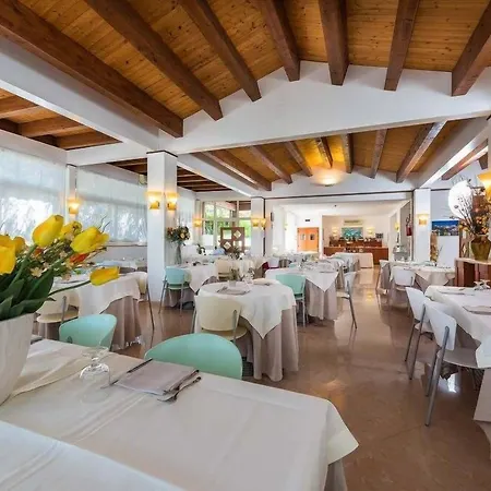 Albergo Villa A Mare-2
