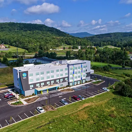 Tru By Hilton Roanoke Hollins-3
