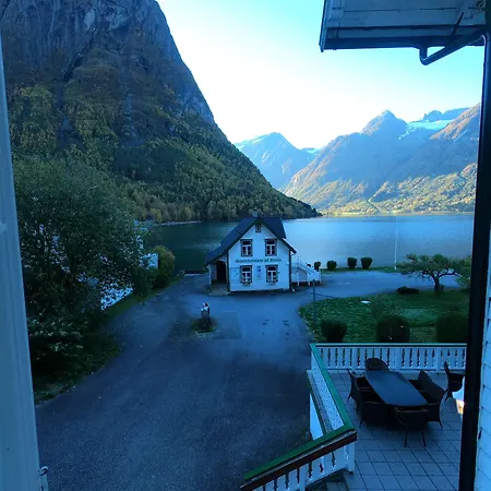 Hjelle Hotel-2