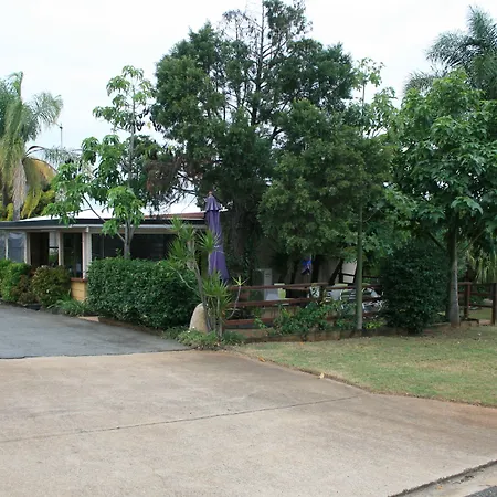 Y Motels Yarraman-2