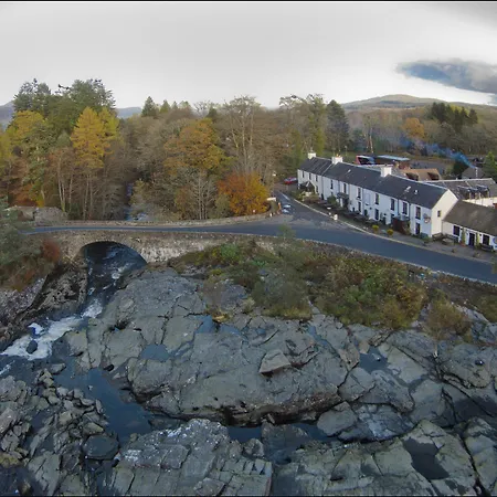 The Falls Of Dochart Inn-3